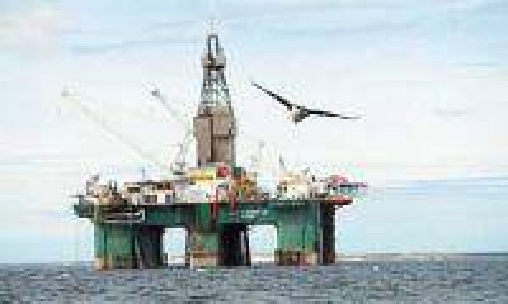 Rechazo ingl�s a la ley que fija penas a las petroleras que operen en Malvinas