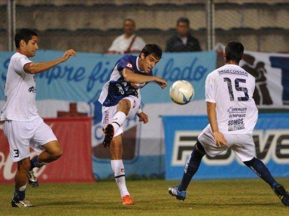 En el Martearena, Juventud se hace fuerte