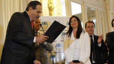 Carolina Vargas Aignasse: �Lo mejor es poder escuchar para brindar soluciones�
