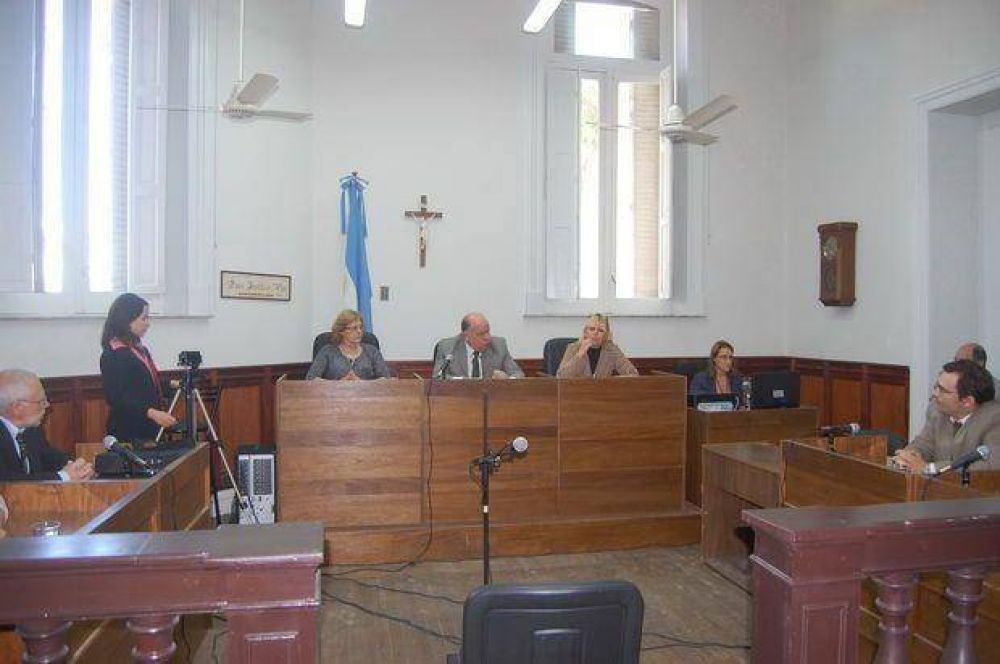 Piden 11 a�os y prisi�n preventiva para Herrera