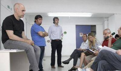 Rodr�guez Larreta y Corach charlaron con vecinos sobre estacionamiento medido