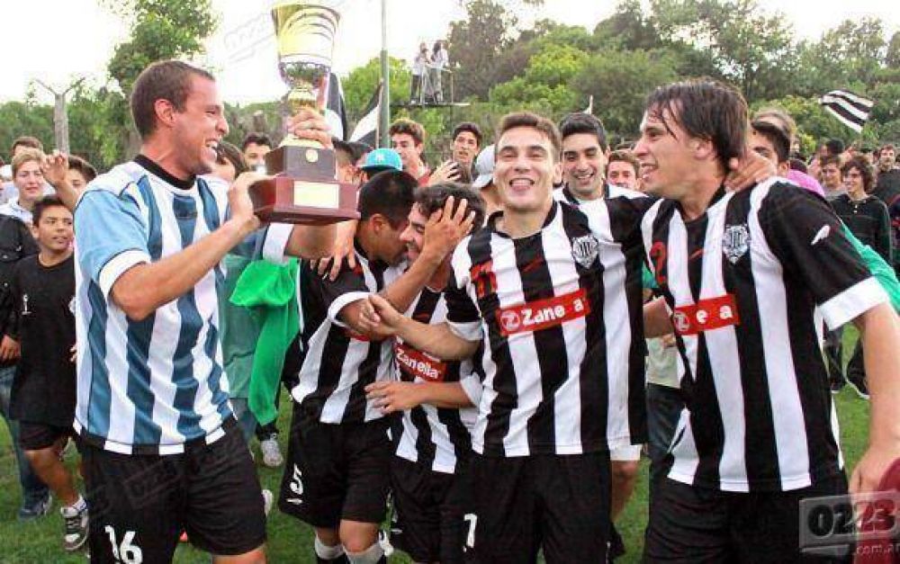 Atl�tico Mar del Plata se consagr� campe�n del Clausura