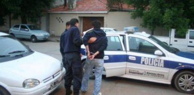 Detienen joven por crimen en Los Hornos