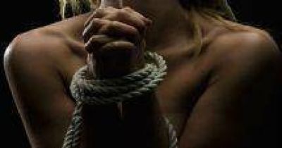 Salta: Secuestr� a su pareja y a sus dos hijas de 4 y 5 a�os y la hiri� con un cuchillo