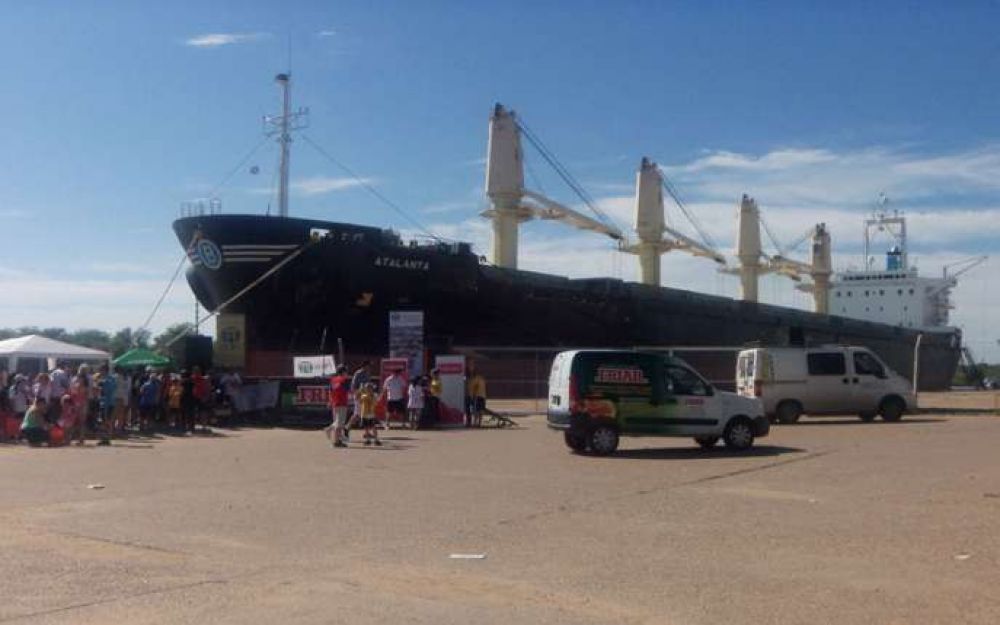 Lleg� el ultramarino que transportar� 13 mil toneladas de arroz