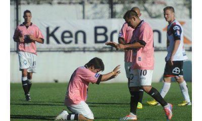 F�nix enterr� a Chacarita
