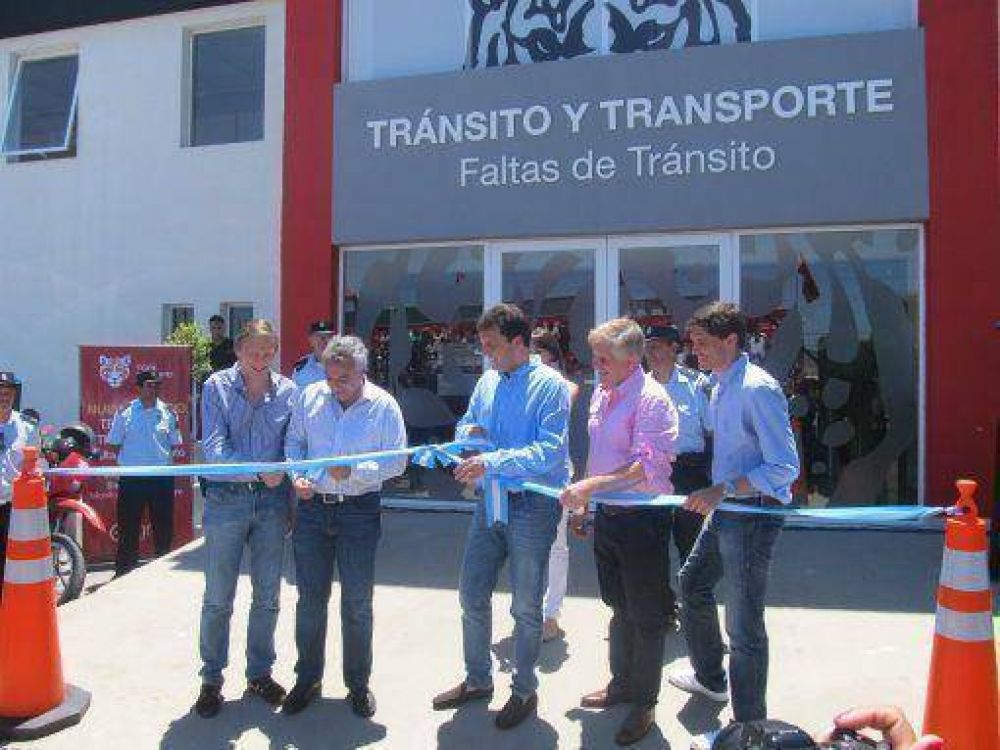 Massa y Zamora inauguraron en Tigre moderno edificio de Tr�nsito, Transporte y Faltas