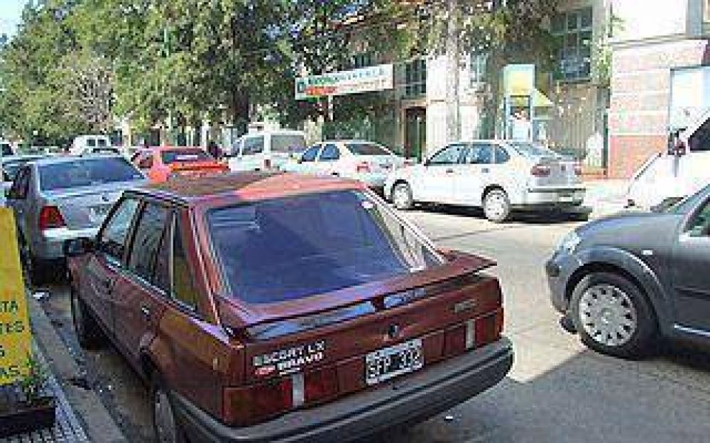Cada d�a es m�s dif�cil circular y estacionar en las zonas c�ntricas