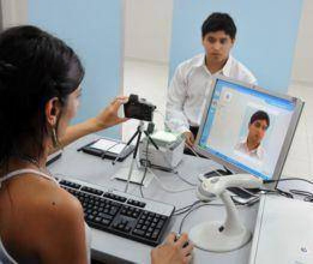 Consulta online si hay que renovar DNI  