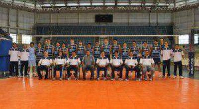 La Uni�n de Formosa present� el plantel
