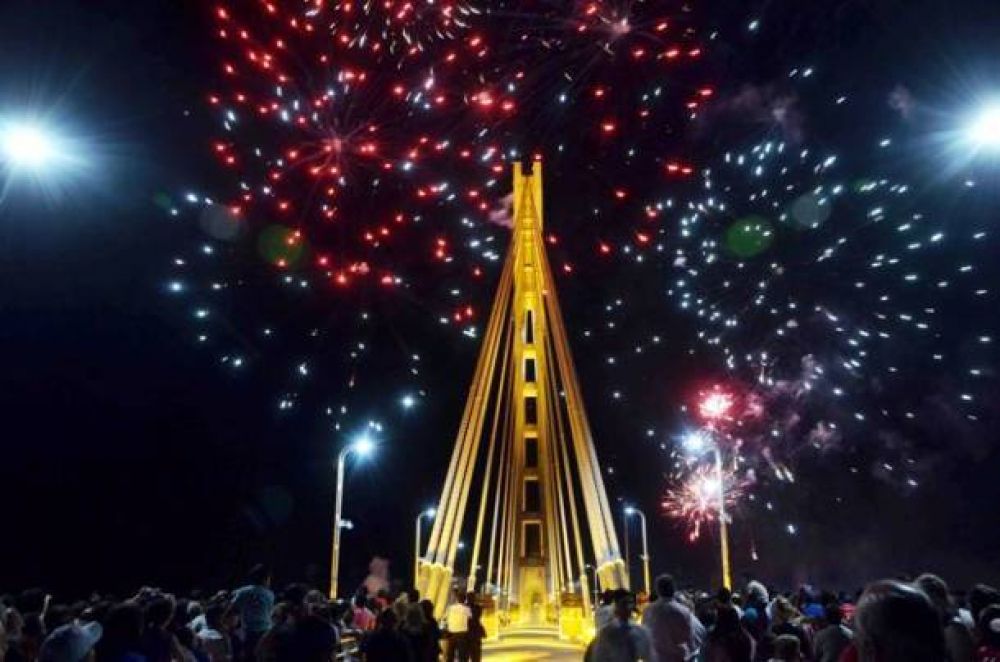 Villa Mercedes cerr� sus festejos con la inauguraci�n del puente colgante