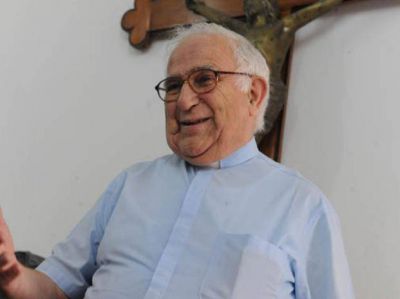 Muri� el padre Santidri�n, fundador del Hoprome