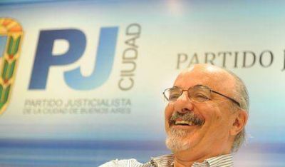 Ciudad: Tomada se reuni� con j�venes peronistas