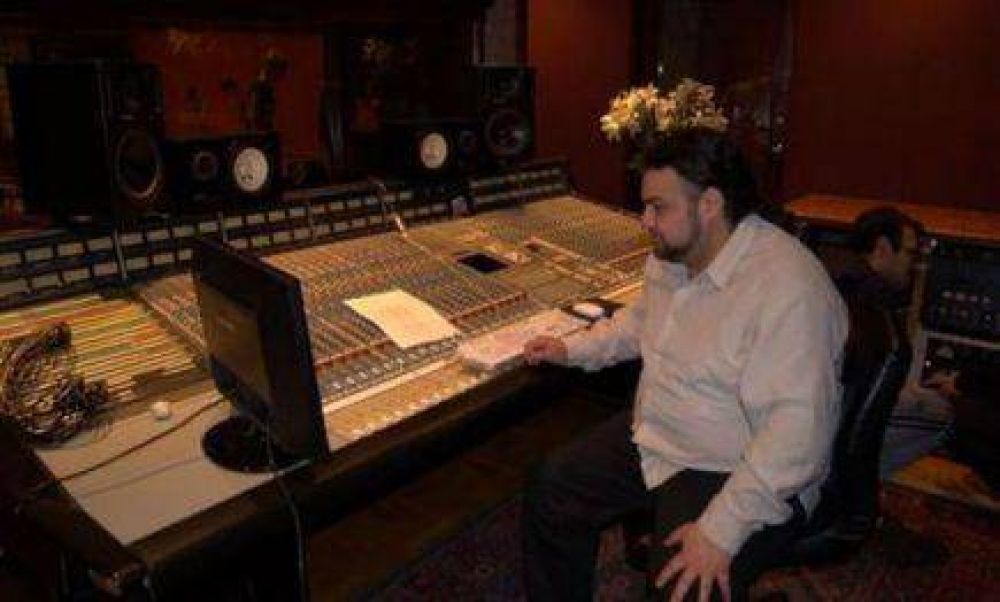 El m�sico misionero Alfredo Betzel grabar� su disco en Buenos Aires