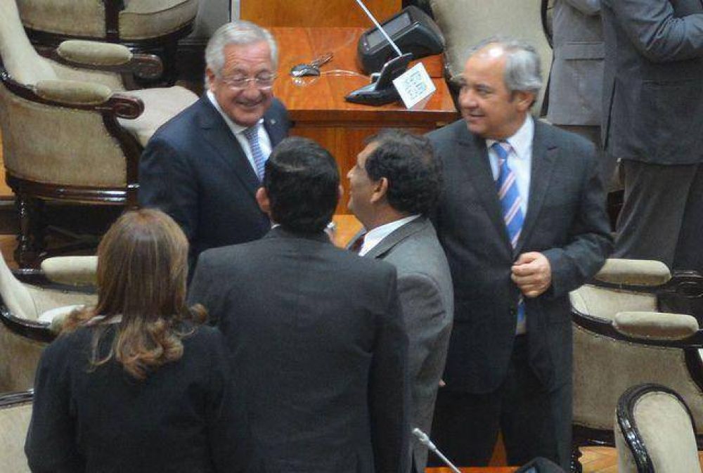 Fellner agradeci� respaldo de diputados