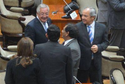 Fellner agradeci� respaldo de diputados