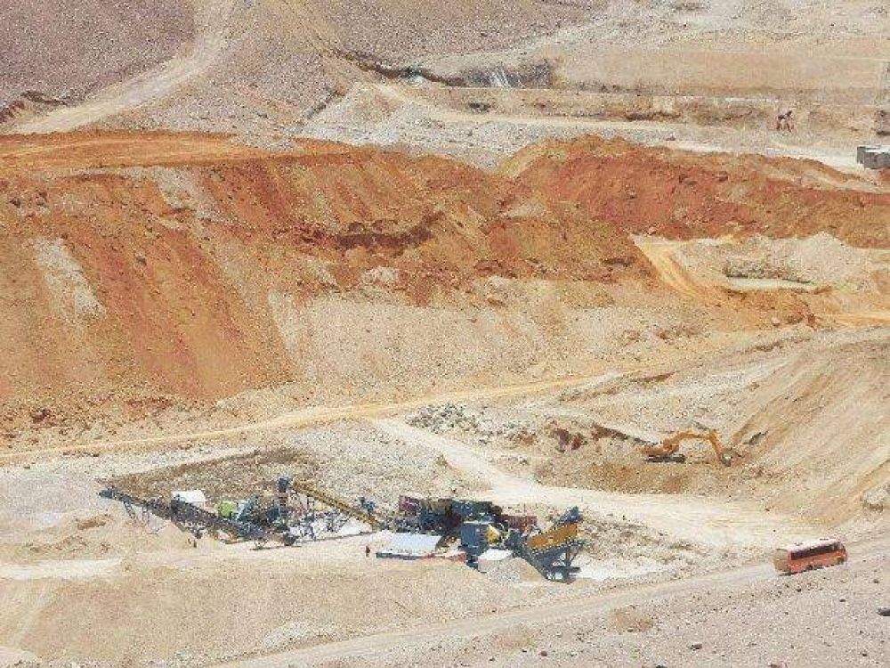 Denuncian que hab�a trabajo a destajo en una mina salte�a