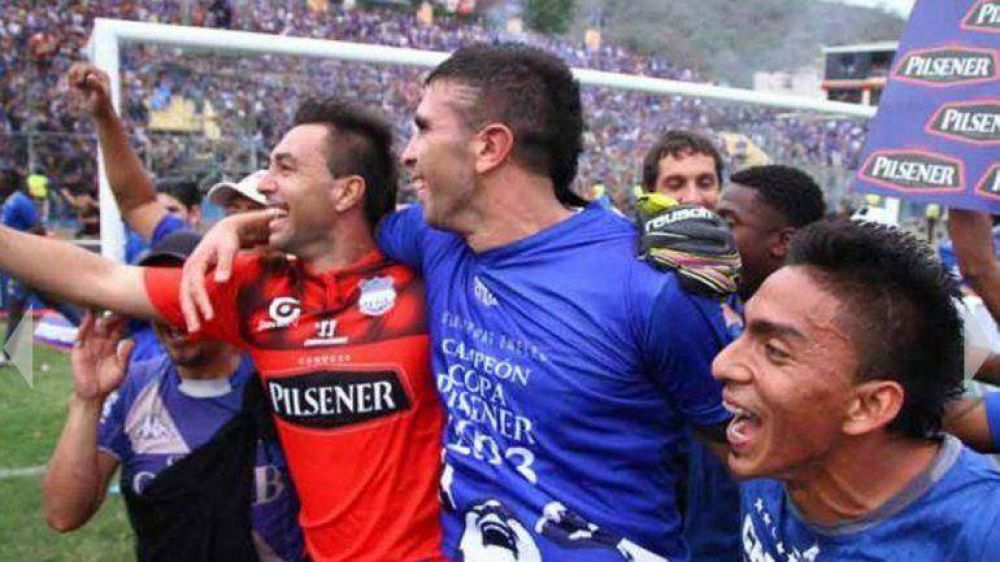 Emelec se consagr� campe�n del torneo ecuatoriano de f�tbol
