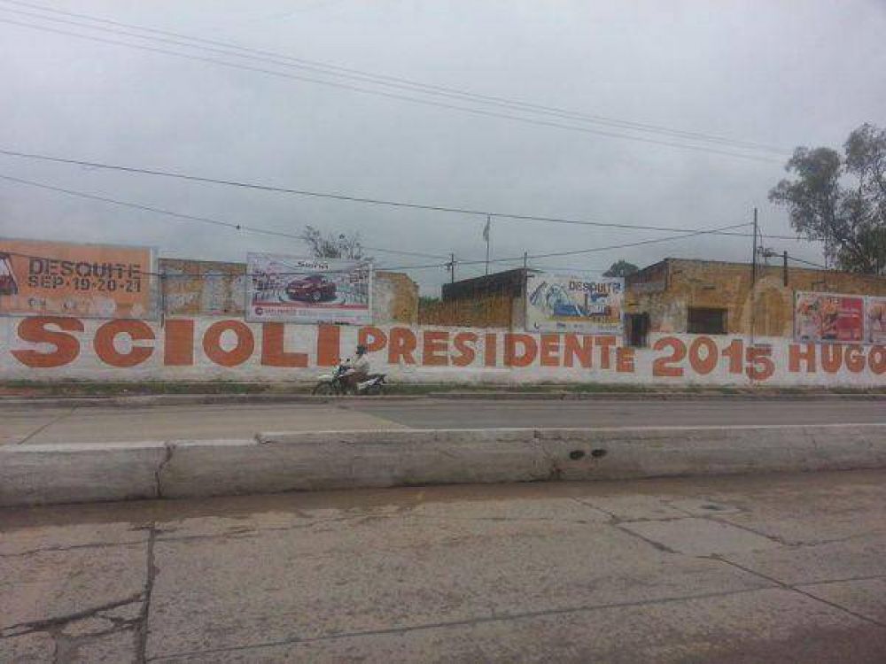 Pese a Coqui, en Chaco pintan "Scioli 2015"