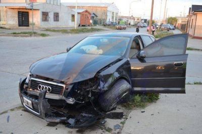 Violento choque dej� tres heridos leves