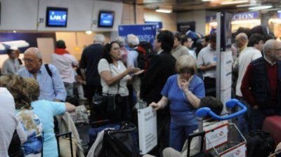 Por un conflicto gremial, LAN canceló vuelos desde Aeroparque