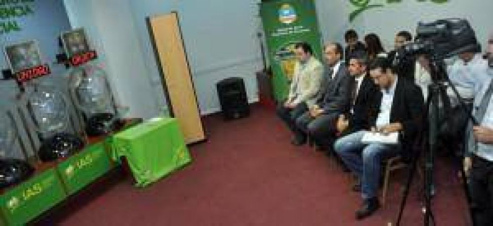 "La transparencia es la garantia en las adjudicaciones de viviendas"