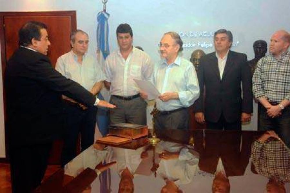 Rodolfo Garc�a jur� este lunes como nuevo Subsecretario de Gobierno y Justicia