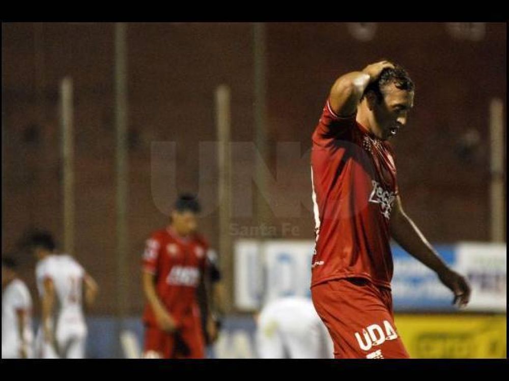 Uni�n no pudo contra Hurac�n en el 15 de Abril y empat� 0 a 0
