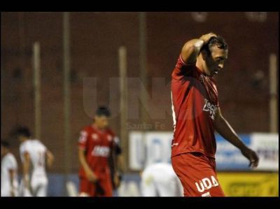Uni�n no pudo contra Hurac�n en el 15 de Abril y empat� 0 a 0