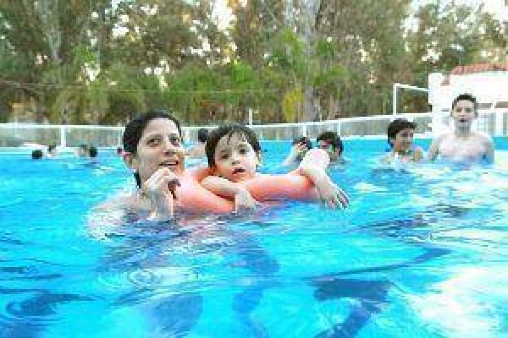 La provincia ardi� ayer con una sensaci�n t�rmica de 46� y el cambio llegar�a el jueves