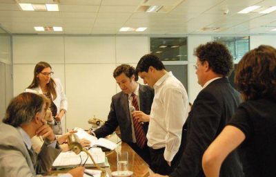 Realic�: la exempleada y el exfuncionario cruzaron acusaciones por la estafa