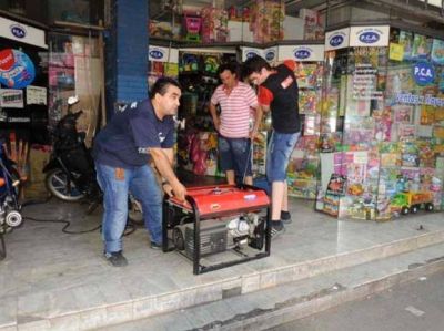 Con el primer pico de calor empezaron los cortes de luz en la ciudad