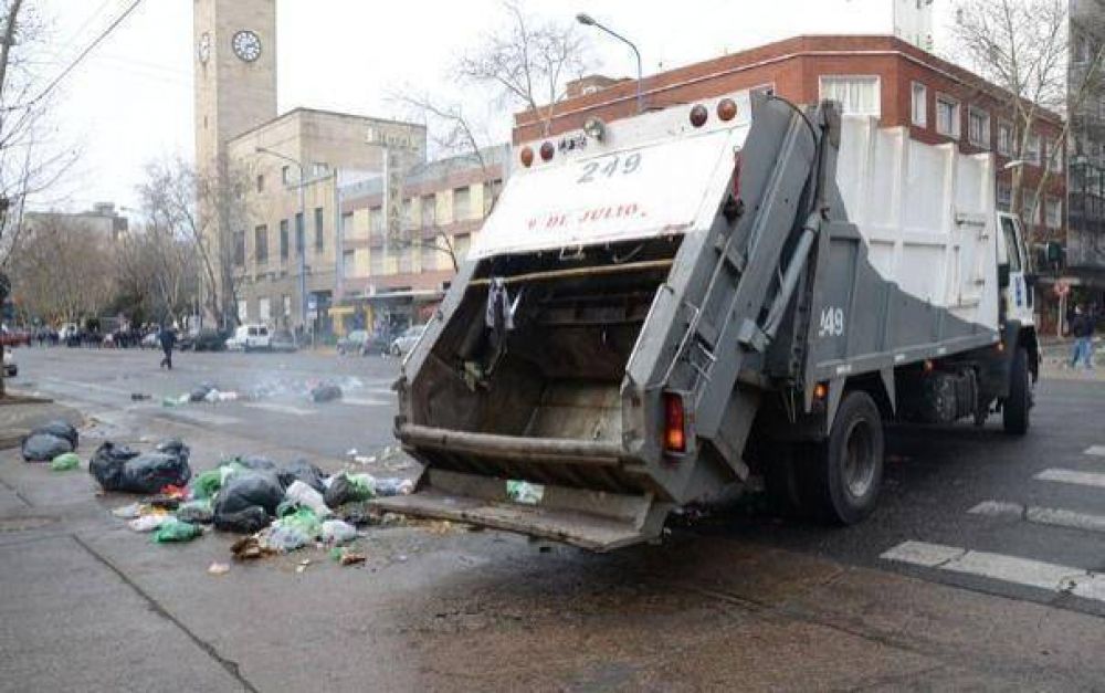 Basura: Pulti le reconocer�a deuda millonaria a la 9 de Julio