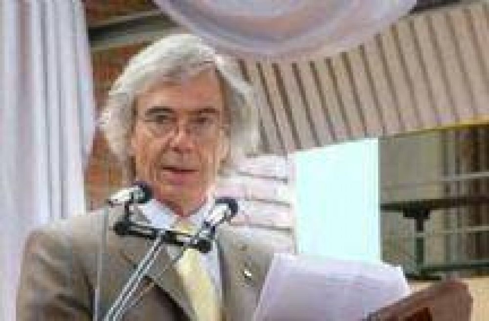 Carlos Herminio Blaquier habl� sobre consenso y econom�as regionales en la conferencia anual de la UIA