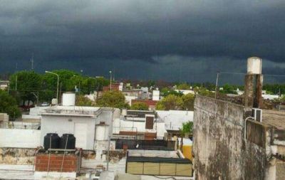 Un fuerte temporal azot� a todo el departamento R�o Segundo