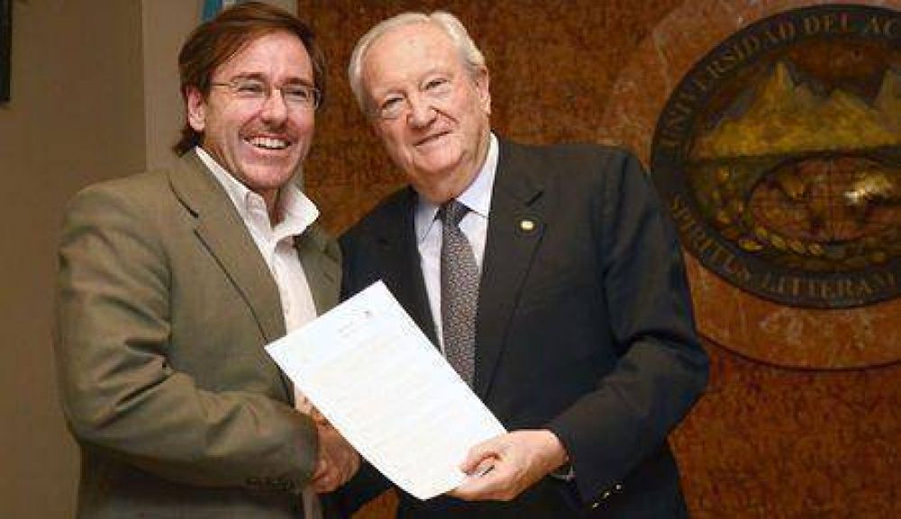 Desarrollo firm� un convenio con la UDA para profundizar pol�ticas de ni�ez