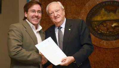 Desarrollo firm� un convenio con la UDA para profundizar pol�ticas de ni�ez