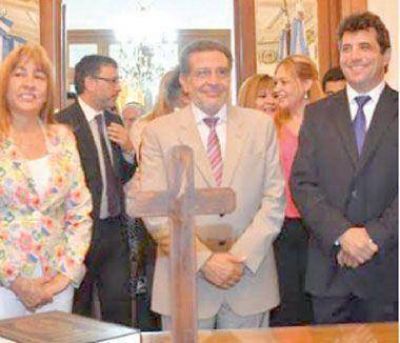 Beder Herrera tom� juramento a Del Moral y a �Techi� N��ez