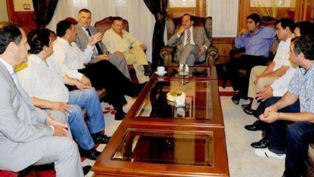 Concejales de Famaill� expresaron su apoyo a Alperovich