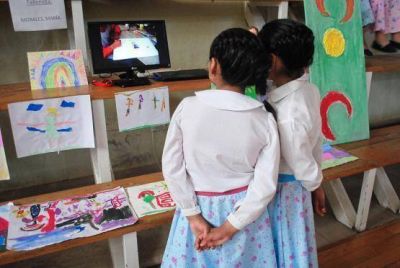 Concluy� �La Escuela y las Redes Sociales�