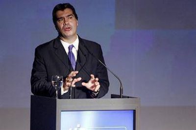Jorge Capitanich habl� de "un tipo de cambio real, efectivo, competitivo y de largo plazo"