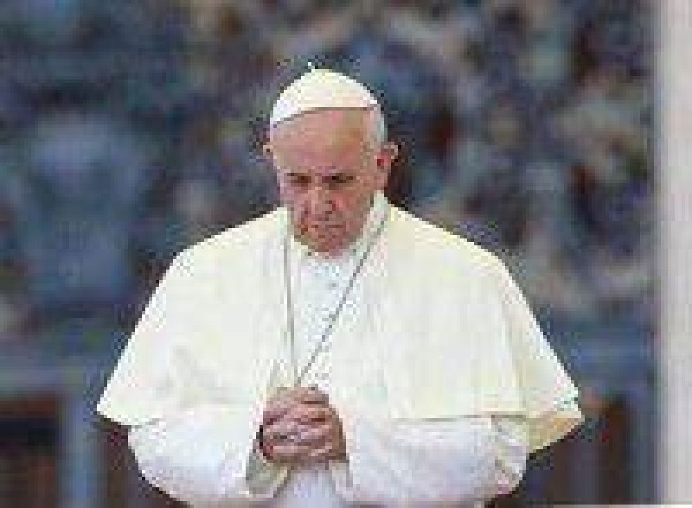 Afirman que el Papa sale de inc�gnito a ayudar a pobres