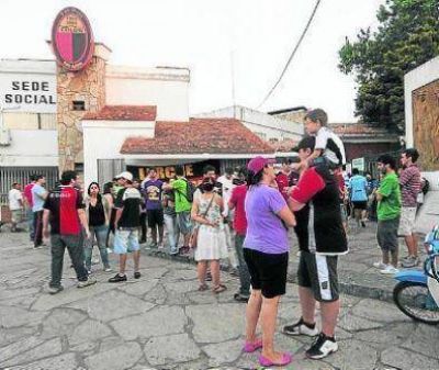 Este viernes vence el plazo para oficializar las listas