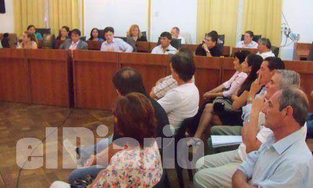Crean la tasa al combustible con m�s carga a las premium