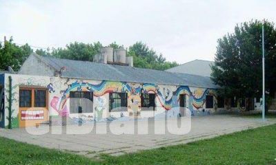 Sin aulas, escuela tiene que dividirse en tres para poder funcionar