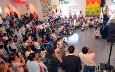 M�s de 300 personas participaron de la celebraci�n por el D�a Internacional de la Discapacidad