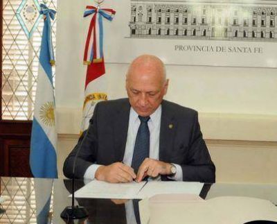 Antonio Bonfatti convoc� a sesiones extraordinarias