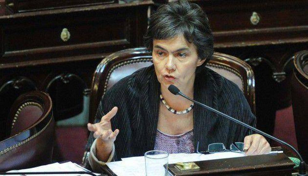 �Tenemos que prepararnos para sustituir en 2015 al kirchnerismo�