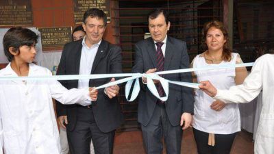 Inauguran obras de refacci�n en la escuela de Cha�ar Pozo