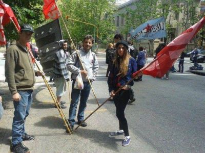Protesta de estudiantes frente a rectorado